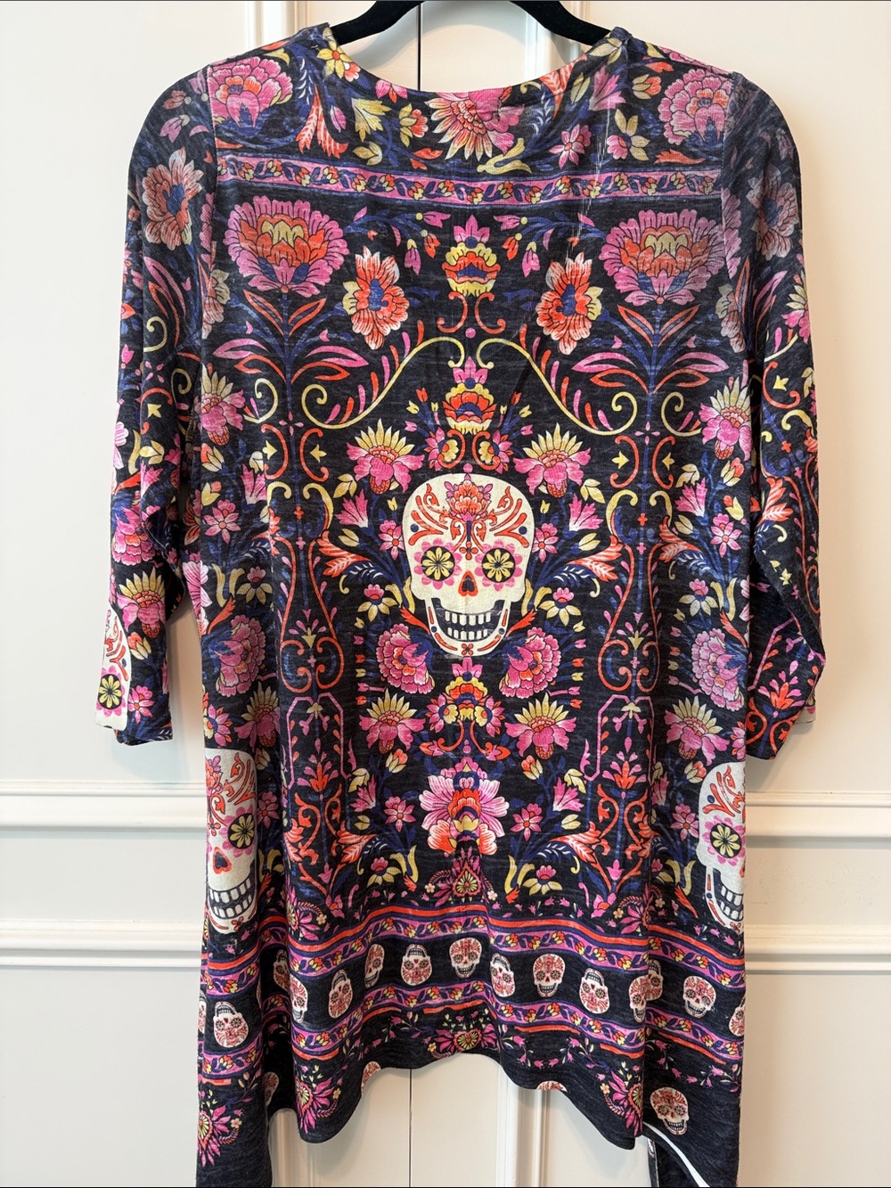 ONE WORLD Black Tunic Top with Pink, Purple & Orange Floral Sugar Skull Design - Picture 5 of 7